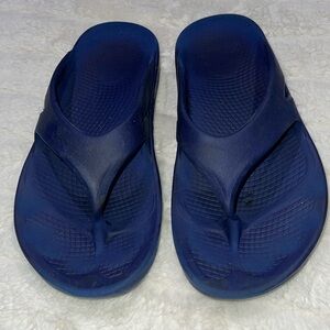 Oofos Sandals